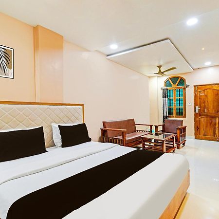 Super Townhouse Mancherial Mancherāl Екстериор снимка